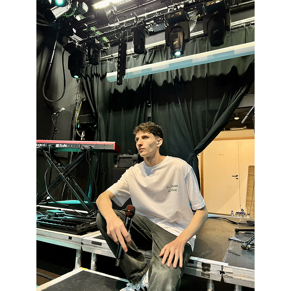 PACK CD DÉDICACÉ + T-SHIRT + CHAUSSETTES